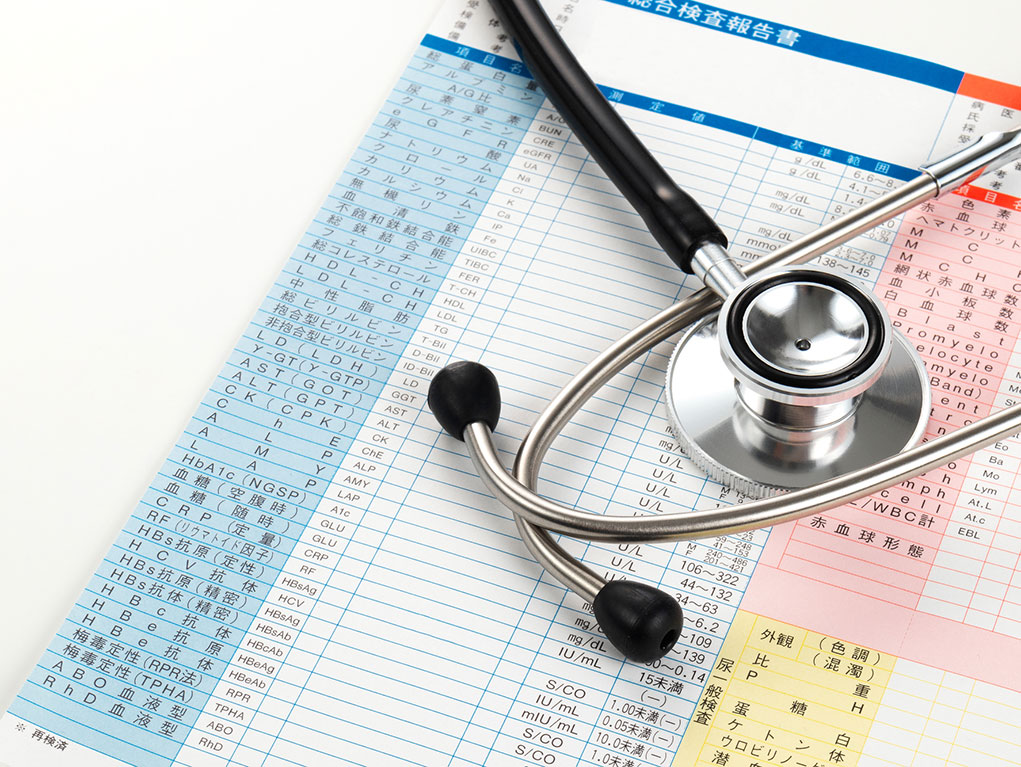 定期的な健康診断の実施